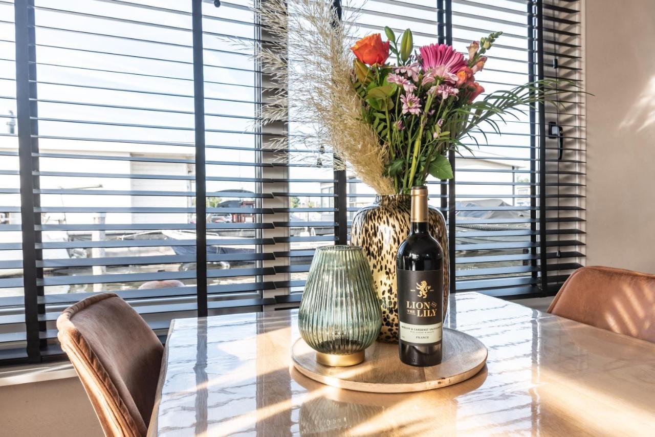 Beautiful Water Villa, Near Schiphol And Amsterdam 알스메르 외부 사진